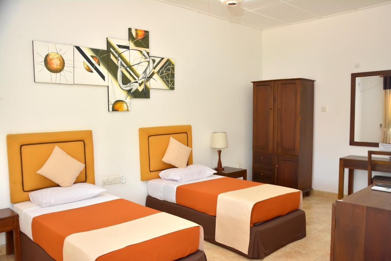 Yolanda Villa Negombo Dış mekan fotoğraf